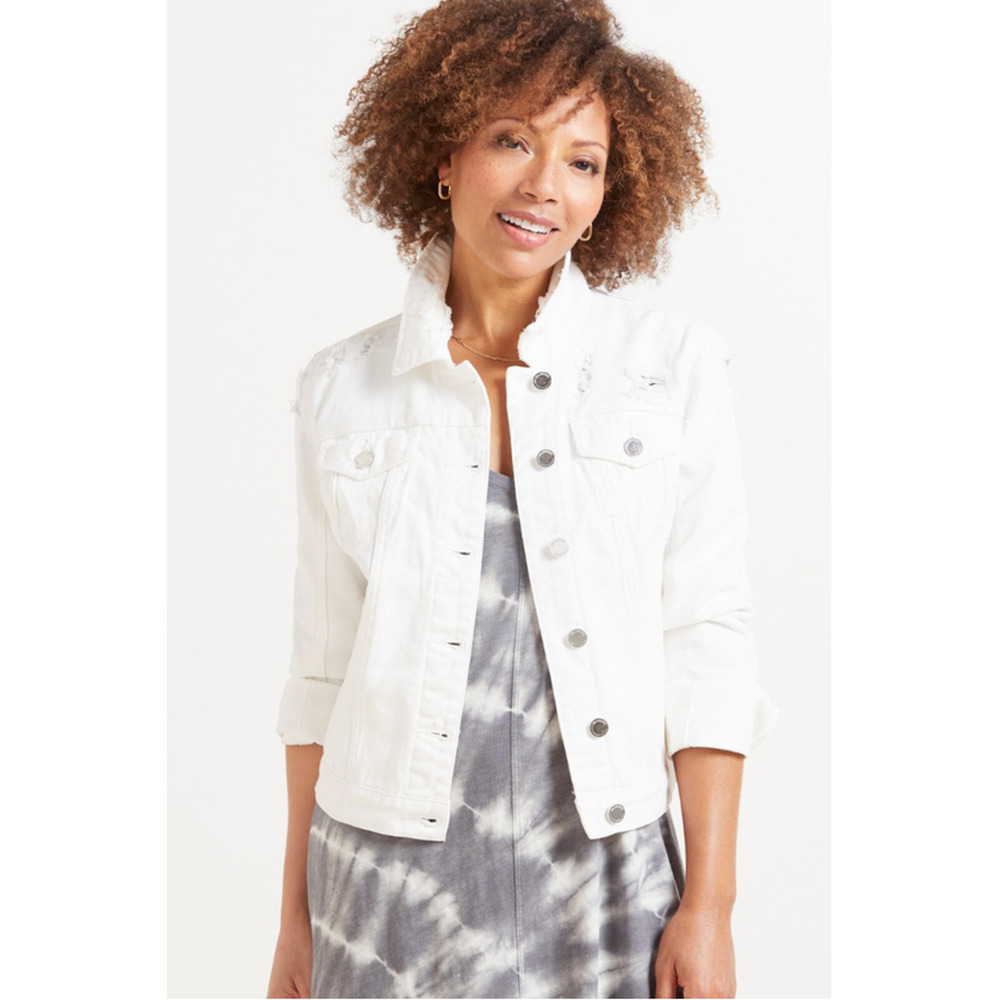 BLANKNYC NWT Evereve Lightbox White Distressed Denim Jacket // S